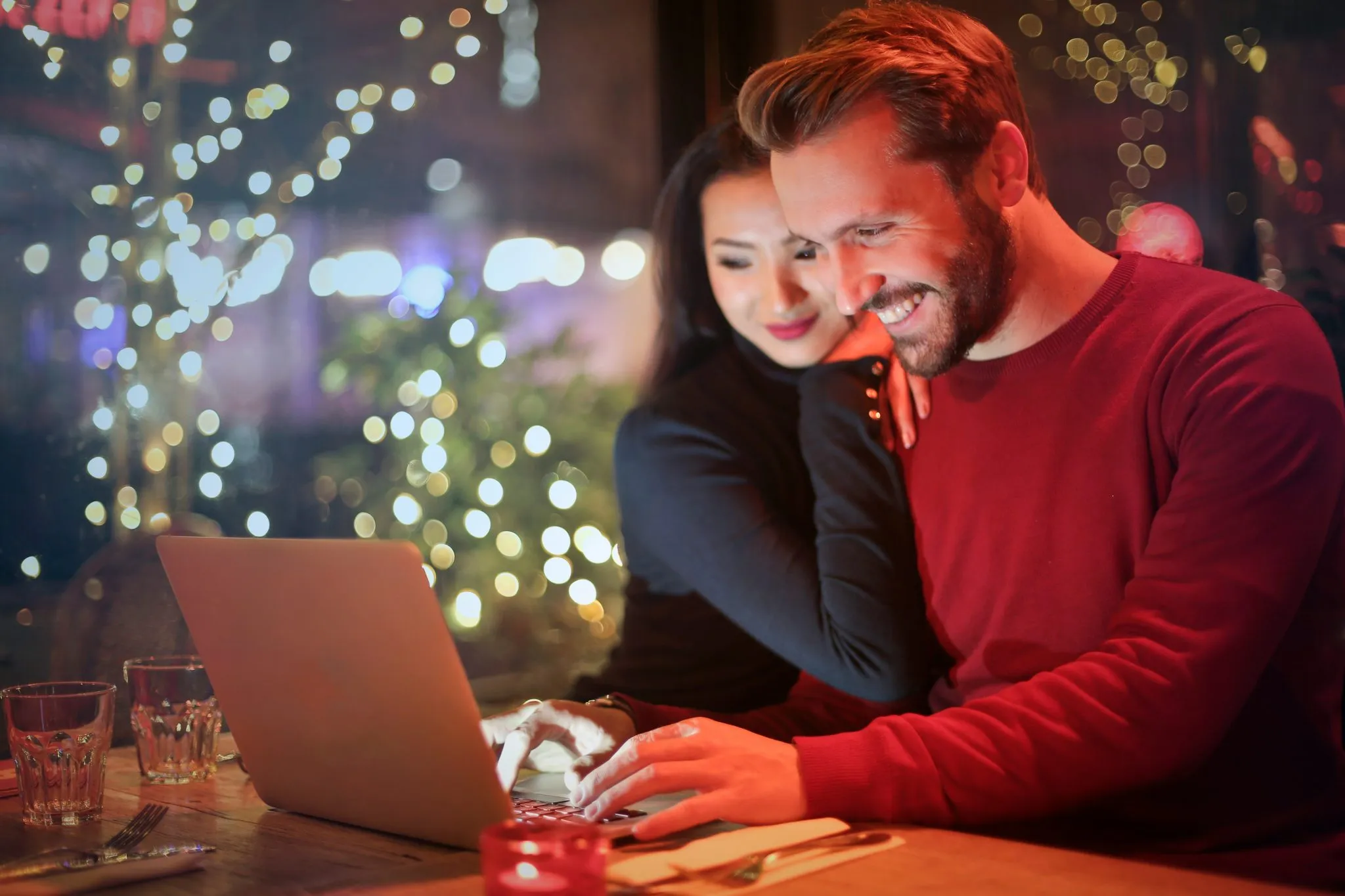 Amex Booking or Any Online Portal vs. a Travel Advisor: What You Miss When You Click “Book Now”